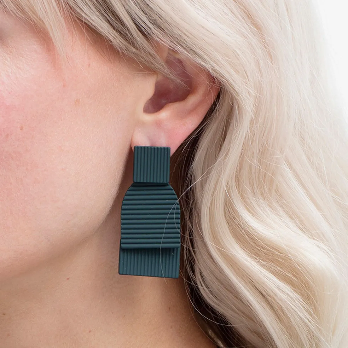 Tomfoolery Rakenne drop earrings Hot