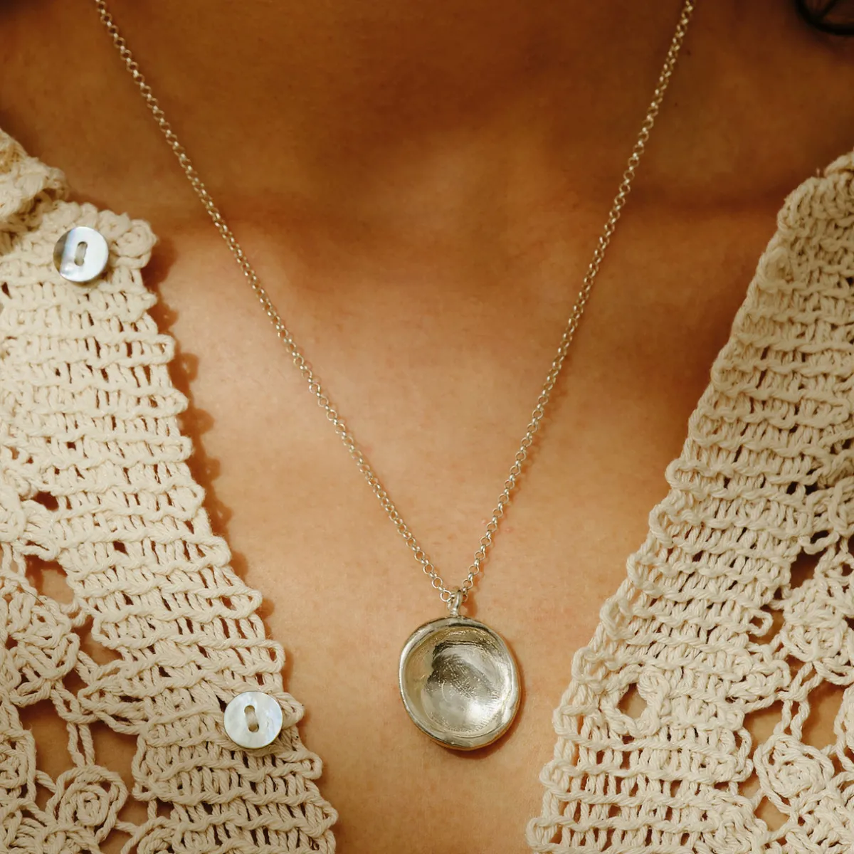 Tomfoolery Roma Silver Textured Pendant Sale