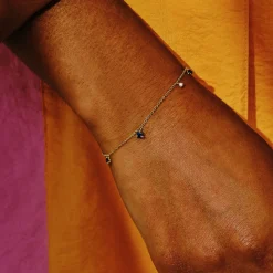 Tomfoolery Scatter Blue Sapphire Bracelet Fashion