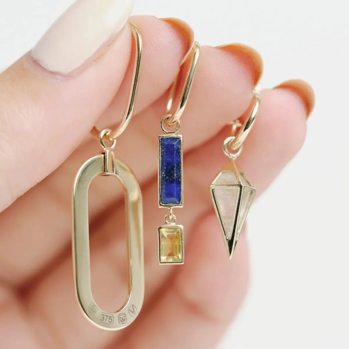 Tomfoolery Short Point Pendulum Gemstone Charm Best