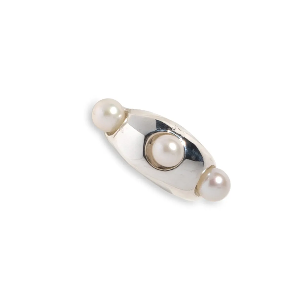 Tomfoolery Silver & Pearl Grosso Ear Cuff Discount