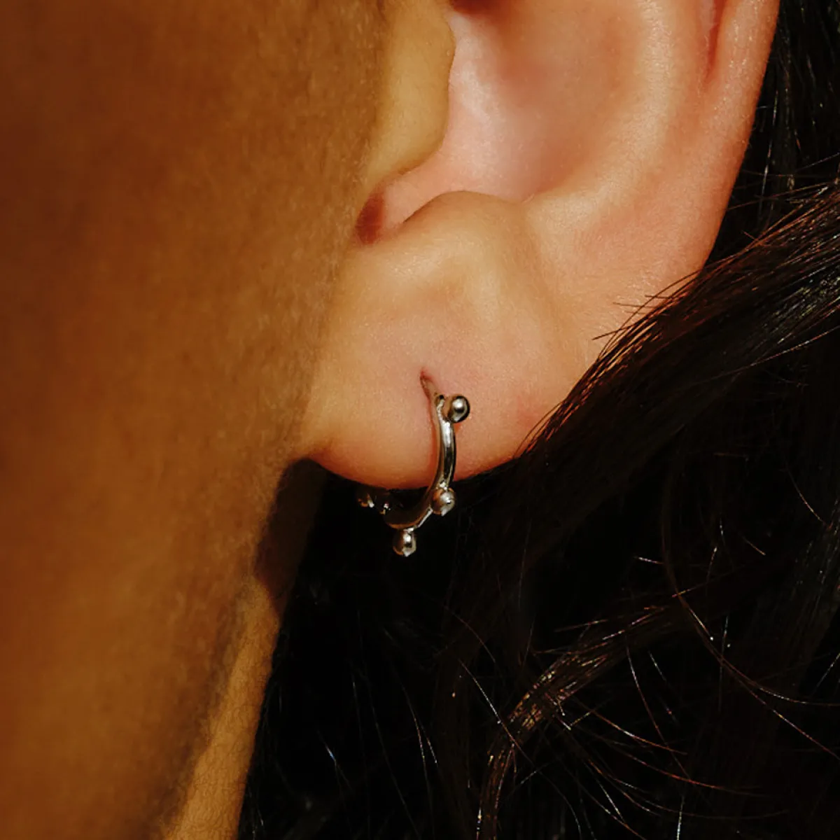 Tomfoolery Silver Bead Clicker Hoops Online