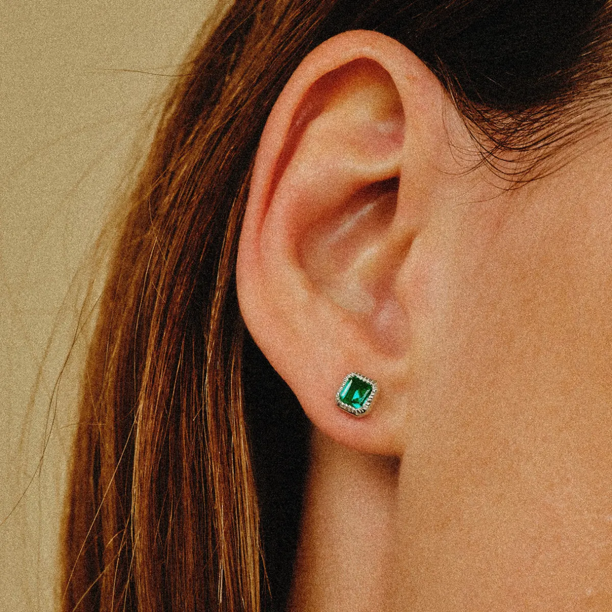 Tomfoolery Silver Emerald Studs New