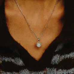 Tomfoolery Silver Moonstone Pendant Hot