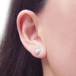Tomfoolery Silver Shell Stud Earrings Discount