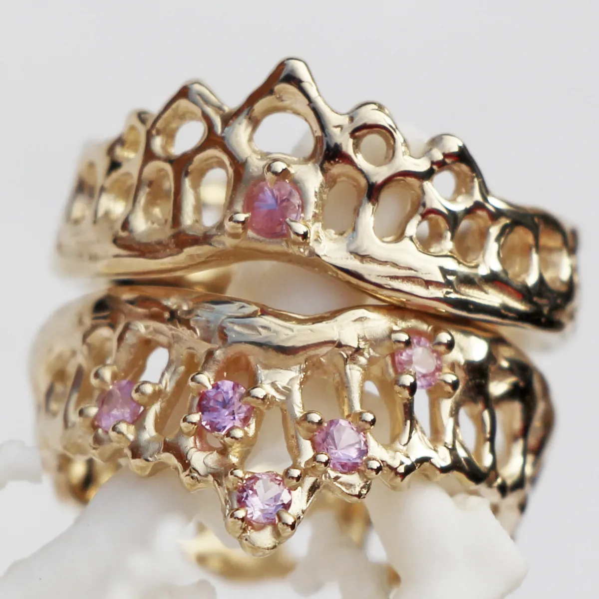 Tomfoolery Single Pink Sapphire Mermaid Crown Ring Hot