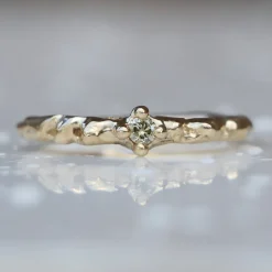 Tomfoolery Skinny Green Champagne Diamond Coral Ring Fashion
