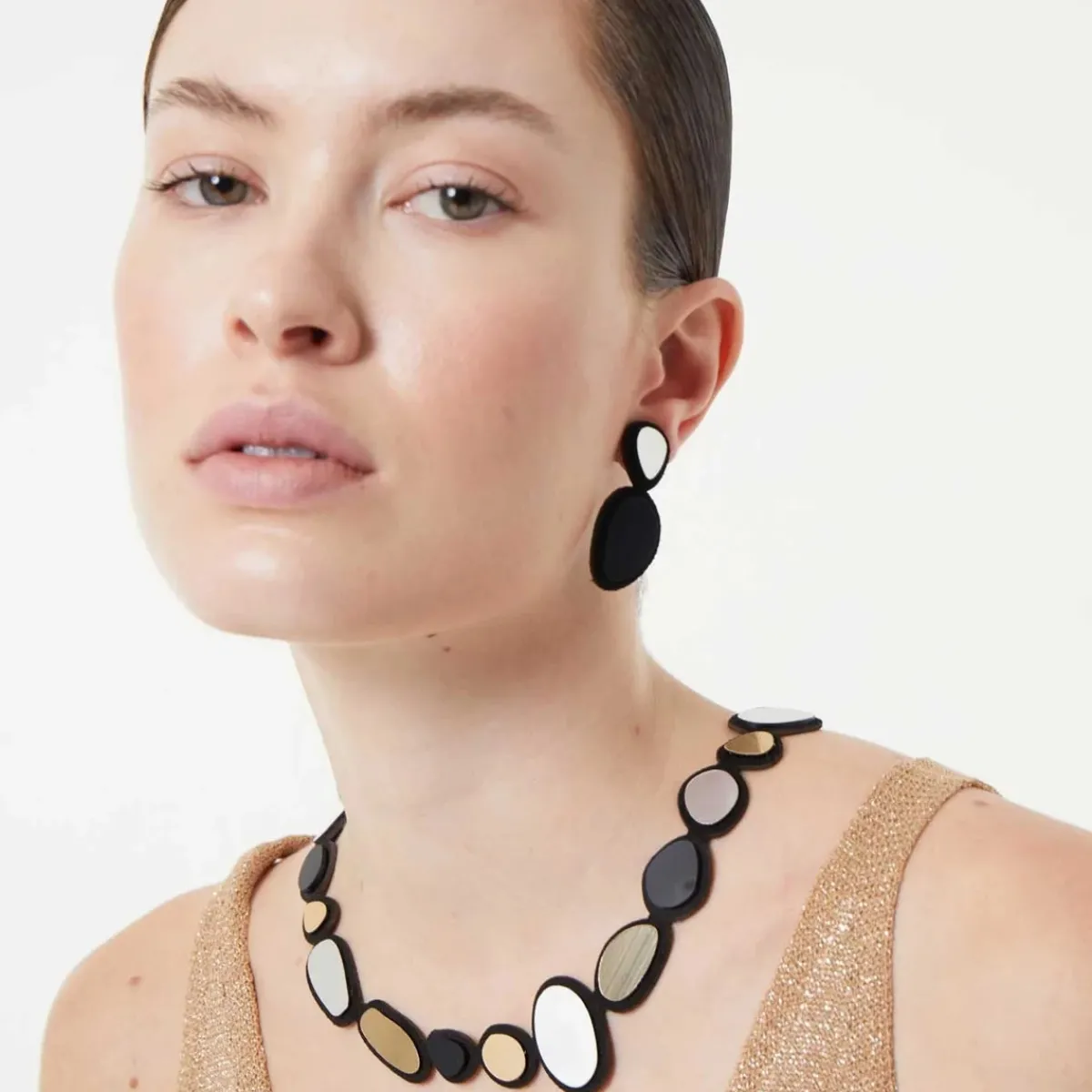 Tomfoolery Small Stone Necklace Silver, Black & Gold Outlet