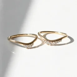 Tomfoolery Soft Curve Five Diamond Band Clearance