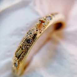 Tomfoolery tf Exclusive 3mm Scatter Band with Diamonds & Sapphires Fashion