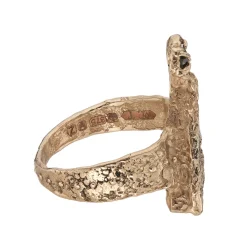 Tomfoolery Three Hares Mystic Triangle Art Ring Outlet