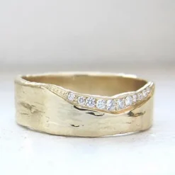 Tomfoolery Trail White Diamond Ring New