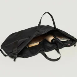 Tomfoolery Traveler Duffle Large Bag in Black Fashion