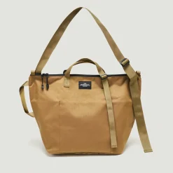 Tomfoolery Traveler Duffle Medium Bag in Khaki Fashion