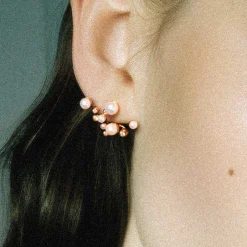 Tomfoolery Venus Symphony Pearl Earrings Hot