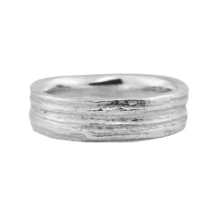 Tomfoolery Wide Lined Oak Ring Fashion