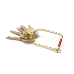 Tomfoolery Wilson Keyring – Enameled Hot
